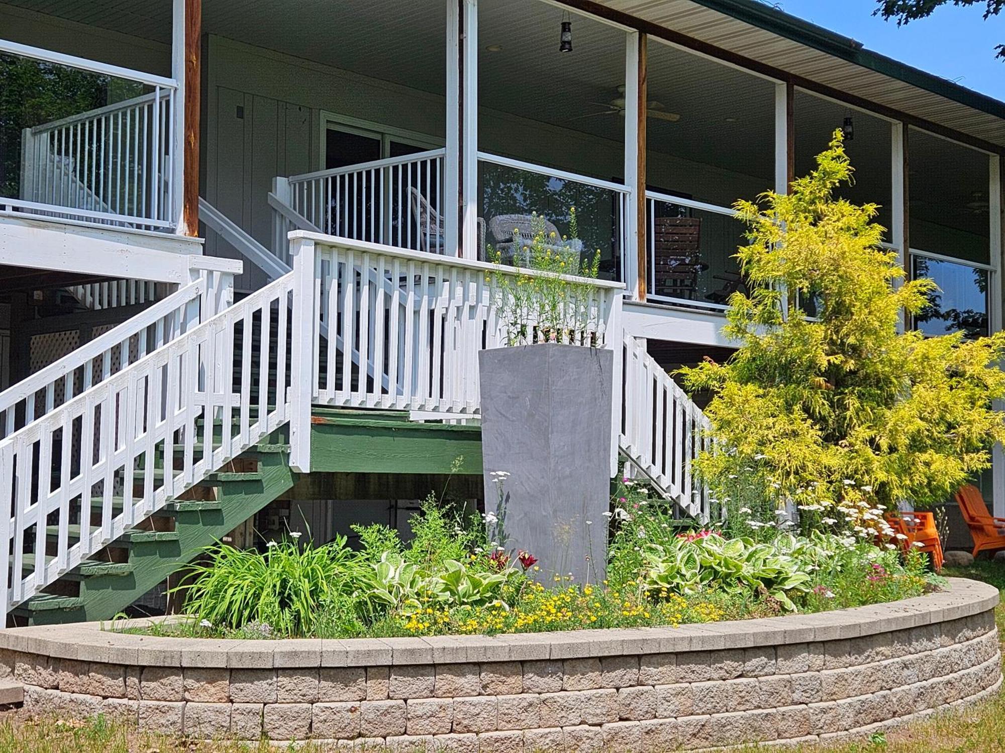Chequamegon Lake Superior Lodge Bayfield Exterior photo
