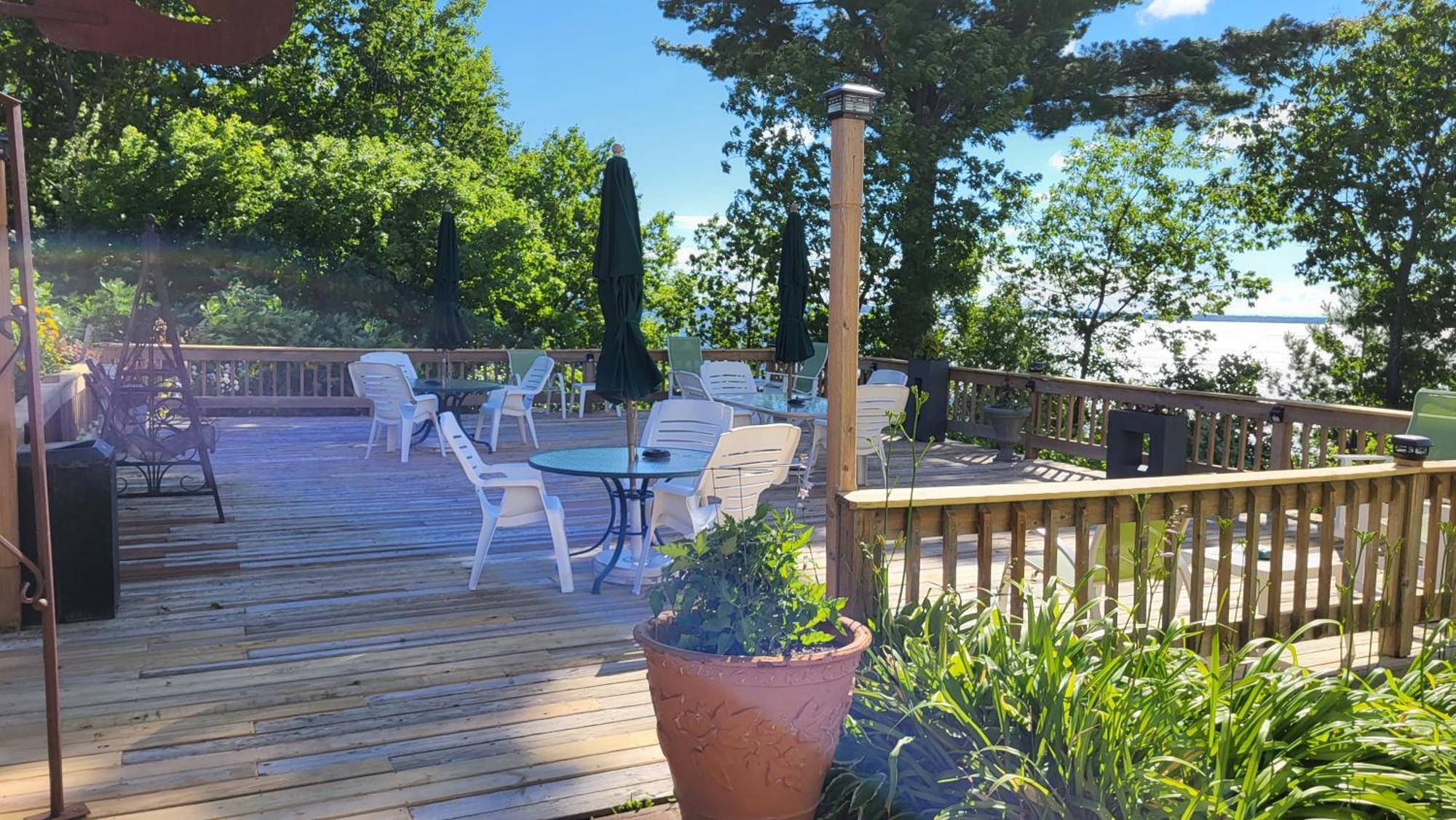Chequamegon Lake Superior Lodge Bayfield Exterior photo